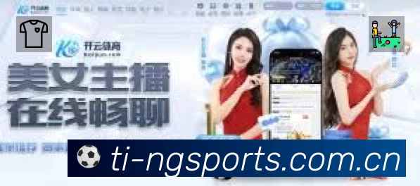 库里被克莱撞倒裁判未吹犯规,勇士媒体日炮轰裁判报告承认漏判却无济于事